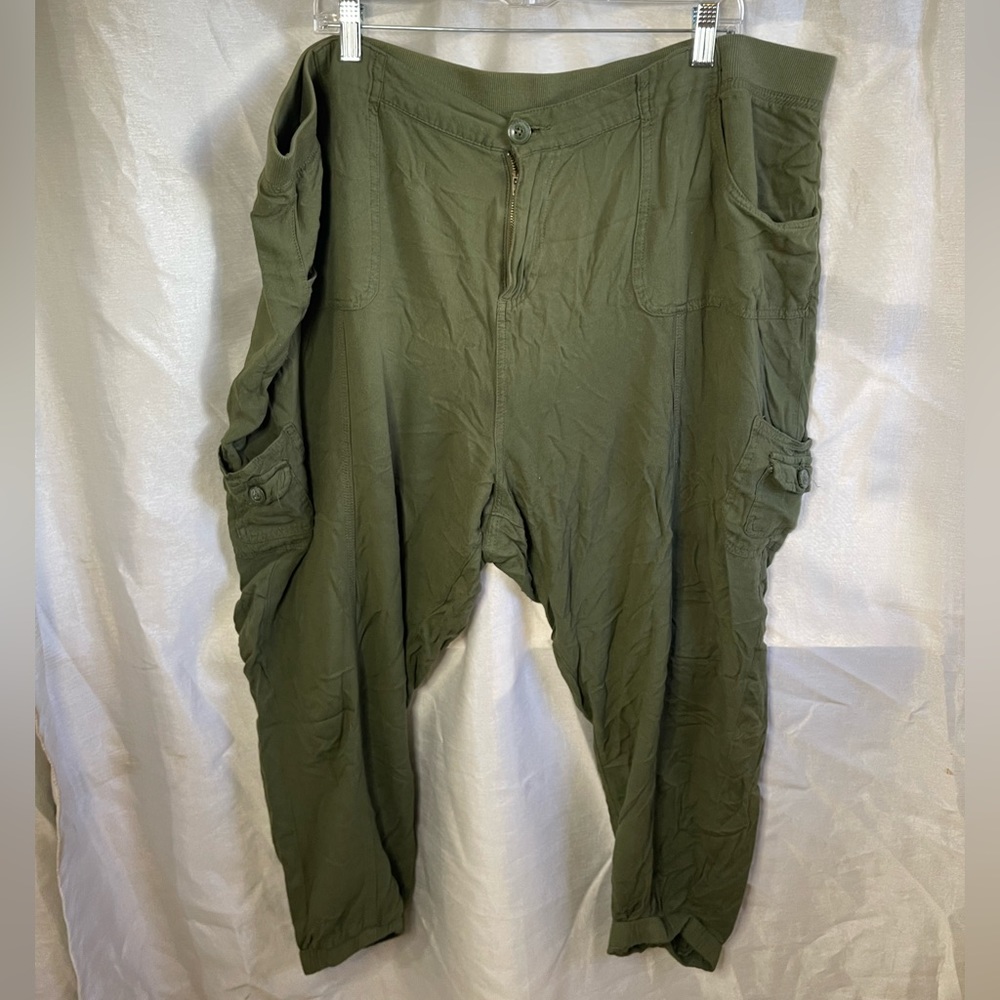 Plus Size Military Green Lightweight Cargo Straight Leg Jogger Pants
